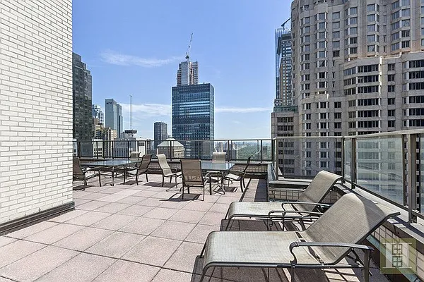 Rented by Halstead Real Estate | media 19