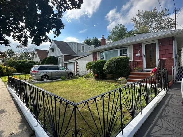 11 Harold Avenue, Hempstead, NY 11550