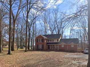 148 Meadowlake Dr, Hendersonville, TN 37075