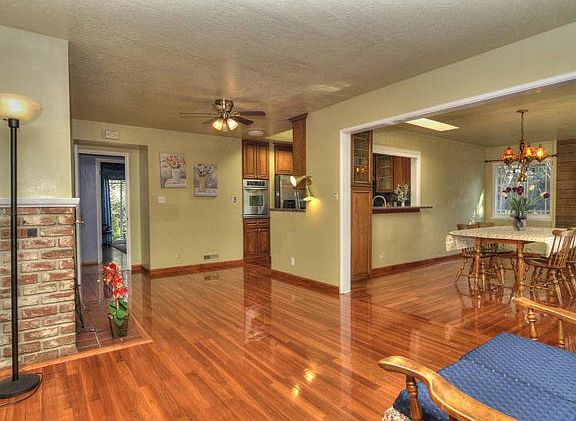 4th image of 1466 Barton Dr