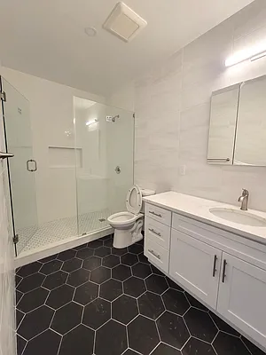 Rented by Owner | media 9