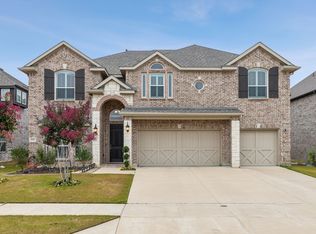 5905 Liverpool St, Roanoke, TX 76227