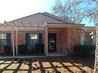 50 King James Ct, Savannah, GA 31419
