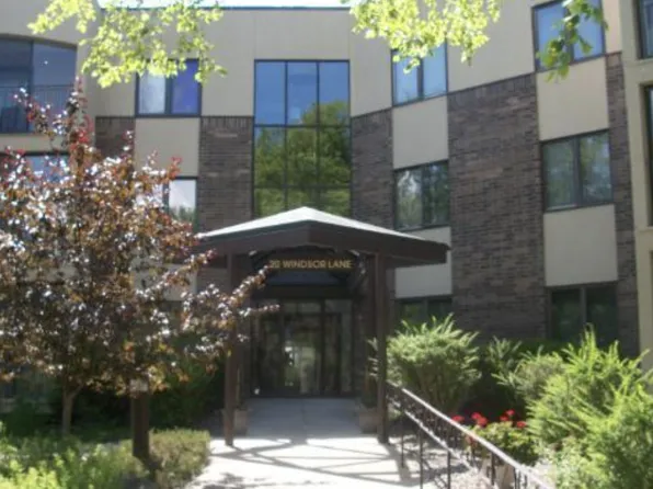 20 Windsor Ln APT 315A, New Brighton, MN 55112