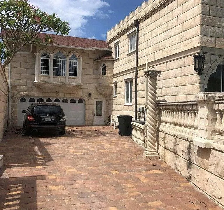 301 Ocean Dr