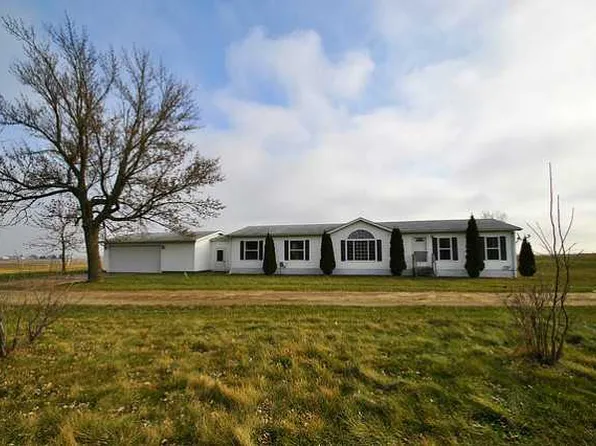 18576 North Ave, Minburn, IA 50167