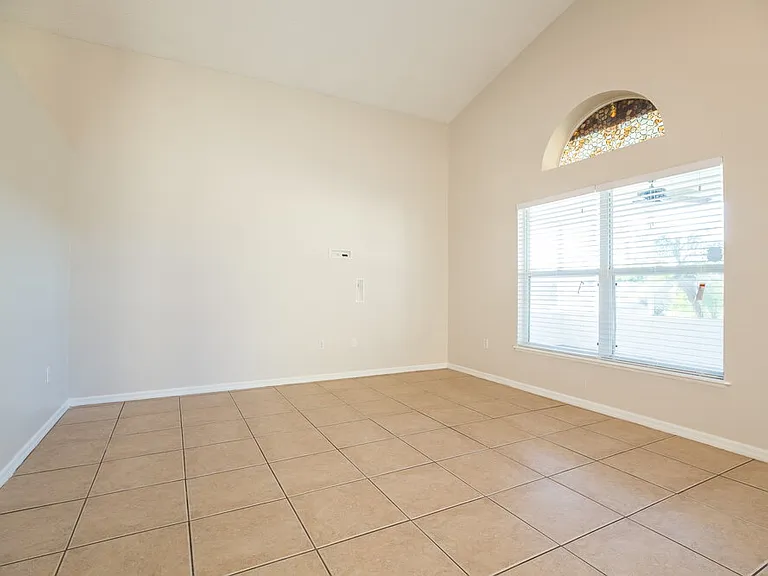 3833 Stonefield Dr — Photo 10