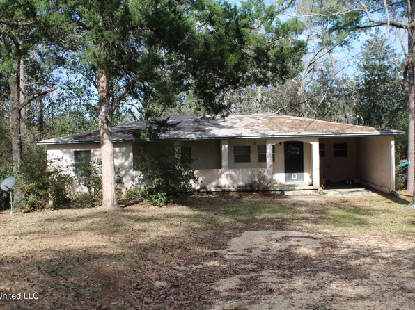 426 Lamar St, Lucedale, MS 39452