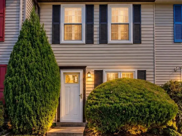 6446 Grafton Garth Ct, Glen Burnie, MD 21061