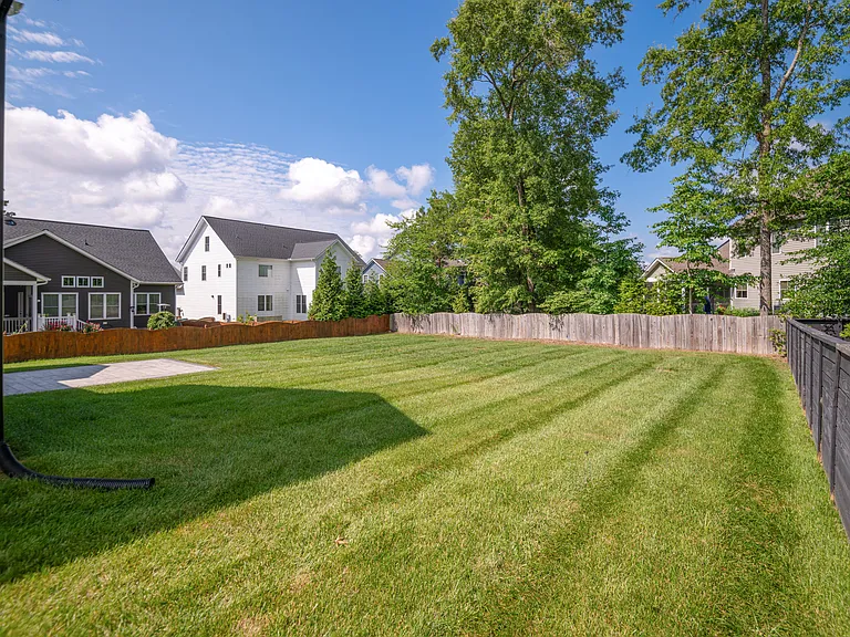 3618 Graythorne Dr — Photo 60