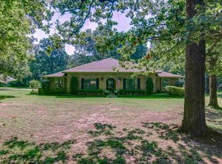 36 Holly Ridge Dr, Texarkana, TX 75503