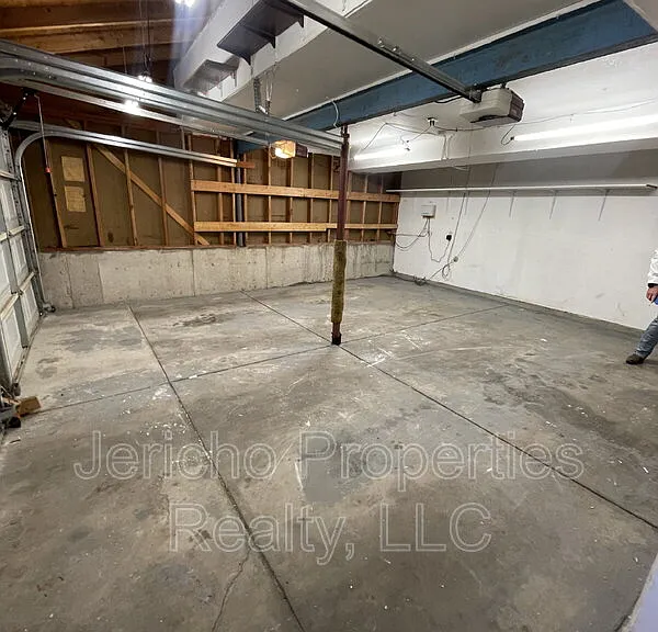 1180 S Kline Way — Photo 32
