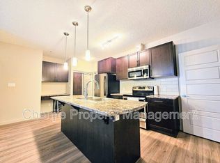 1144 Adamson Dr SW #313, Edmonton, AB T6W2X7