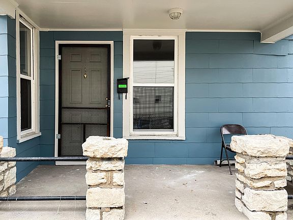 First floor side entrance and porch