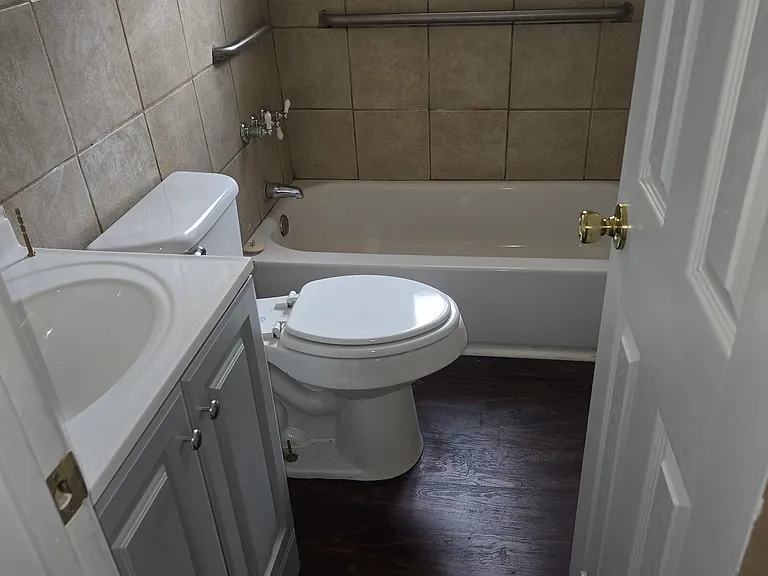 1716 Karen Ln #2 — Photo 7