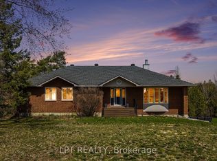 8297 Nashdale Dr, Ottawa, ON K0A 2P0