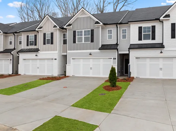 310 Sound Cir, Stockbridge, GA 30281
