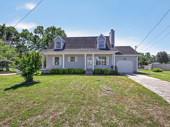 3rd image of 504 Bloomfield Ct