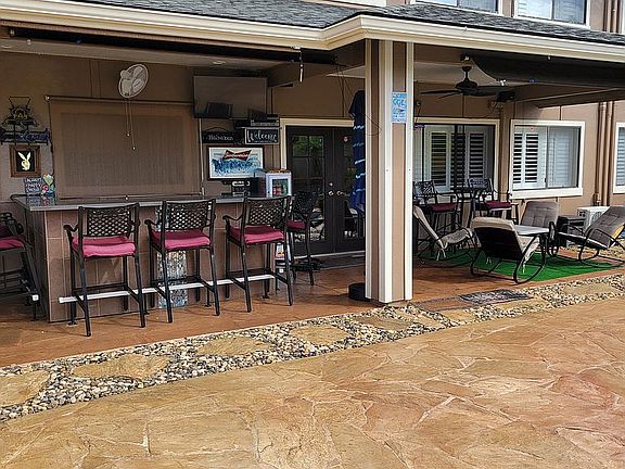 Relax on the Patio Bar