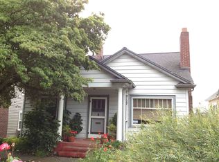 7512 19th Ave NE, Seattle, WA 98115