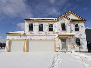 360 Hidden Riv W, Holly, MI 48442