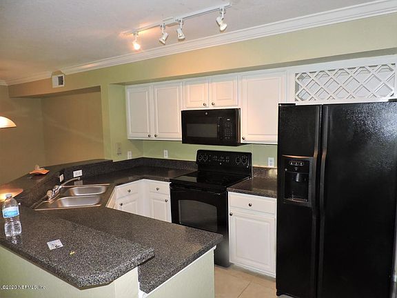 2nd image of 505 Boardwalk Dr APT 226