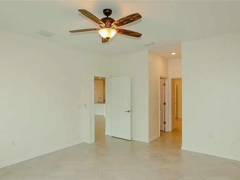 14771 Daroco Ln — Photo 10