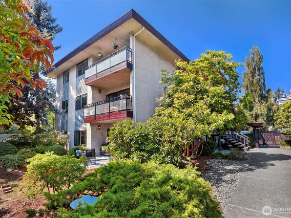 300 N 137th Street #A, Seattle, WA 98133
