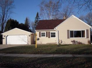 2609 S Jackson St, Appleton, WI 54915