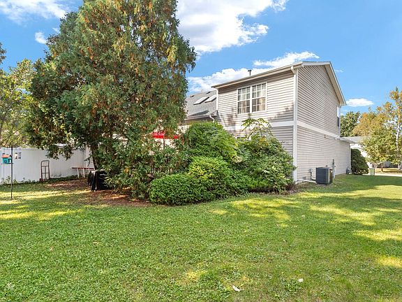 4th image of 3 Dorchester Ct