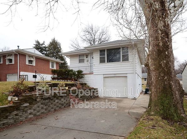 3333 S 82nd St