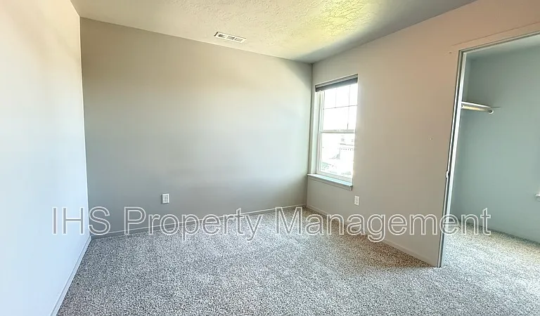5814 Sidon Ln — Photo 14