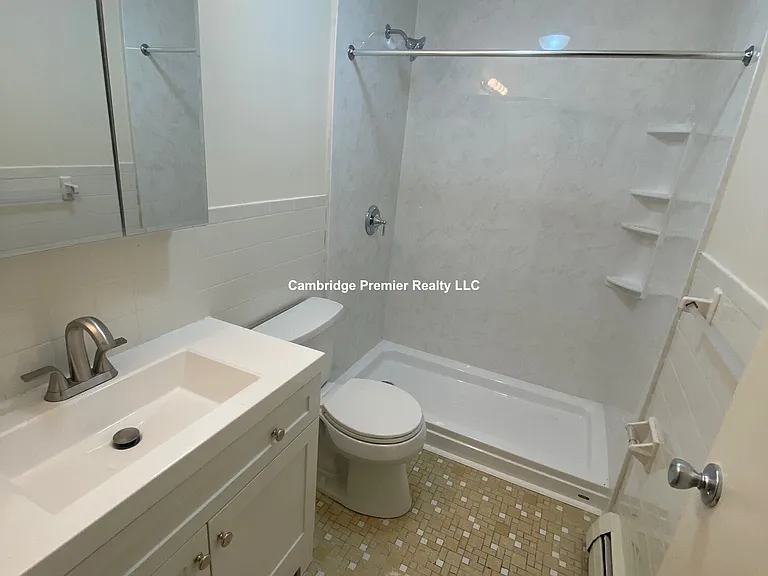 45 Elm St #13 — Photo 13