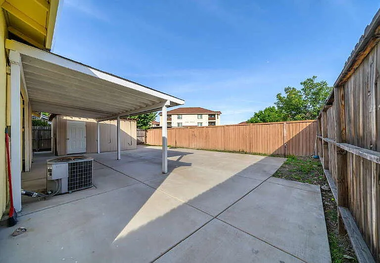 9326 Lembert Dome Cir — Photo 34