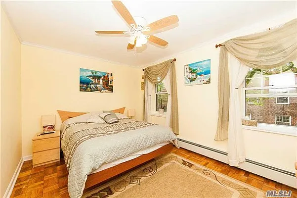 Sold by Century 21 American Homes | media 37