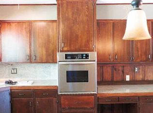 309 S Bock St, Broken Bow, OK 74728