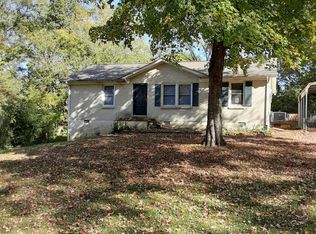 302 River Heights Dr, Columbia, TN 38401