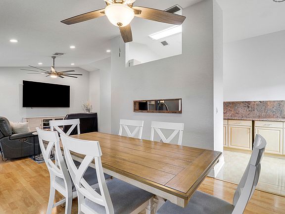3rd image of 9767 Arbor Meadow Drive