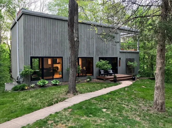 N6527 1323rd St, Prescott, WI 54021