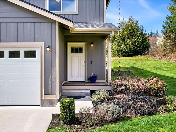 2nd image of 1332 Bulman Road SE