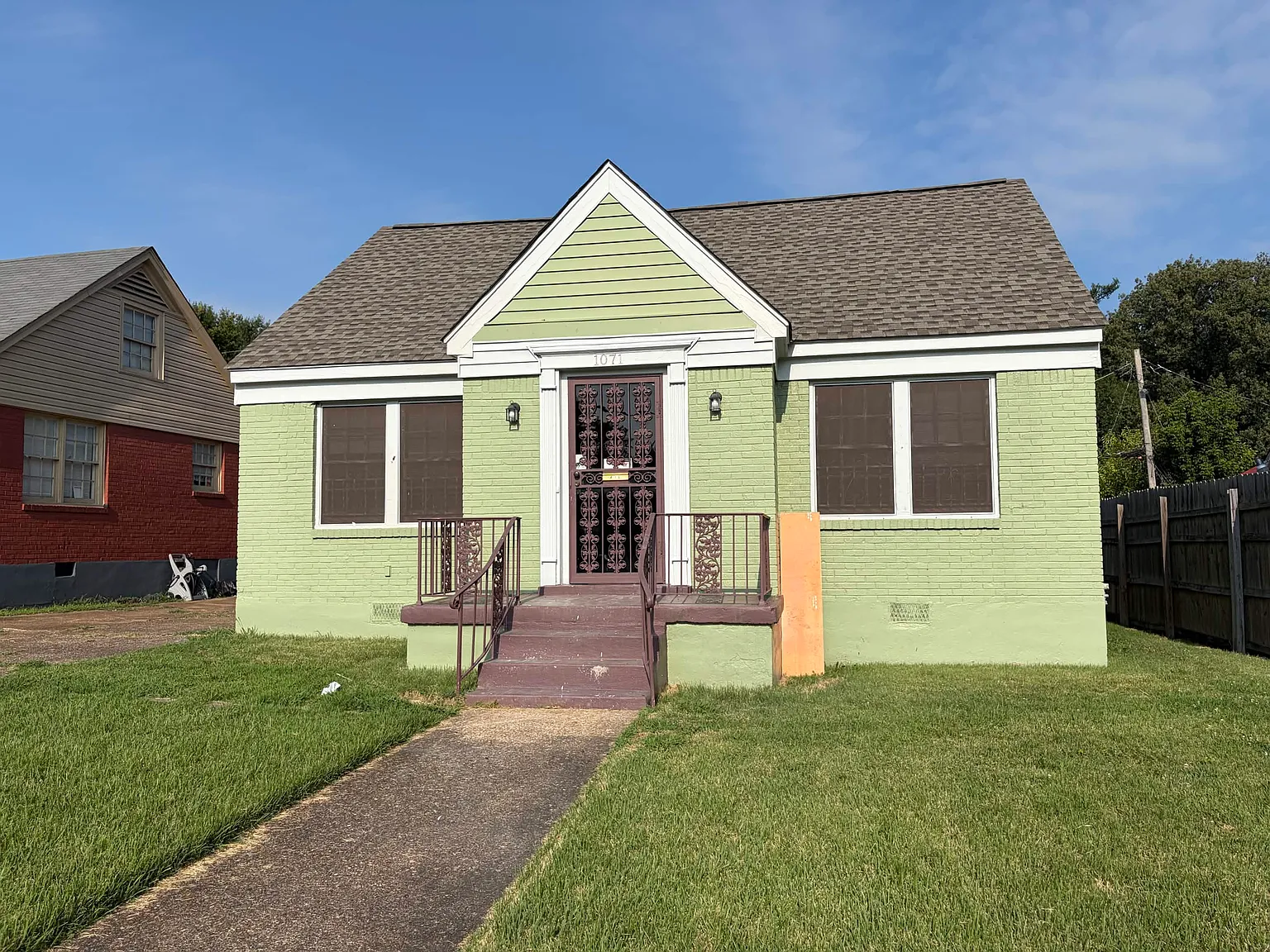 3 bed, 1265 sqft, $1,295 — Photo 1