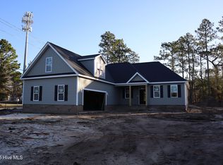 21 Pine Shores Dr, Southport, NC 28461