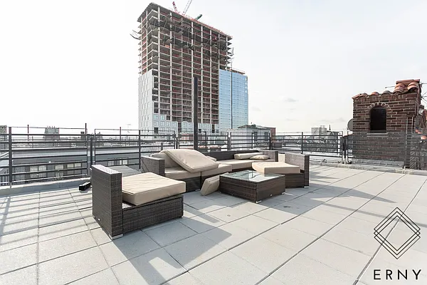 Rented by ERNY LLC | media 45