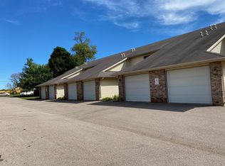 935 E Holum St #1, Deforest, WI 53532