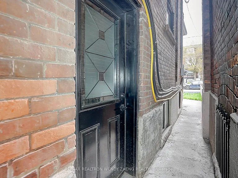 175 Grace St #BASEMENT — Photo 23