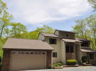 930 Twin Rivers Dr, Boone, NC 28607