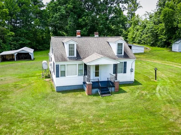 1725 Rehoboth Rd, Victoria, VA 23974