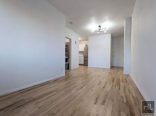 22-49 37th St #2R, Astoria, NY 11105