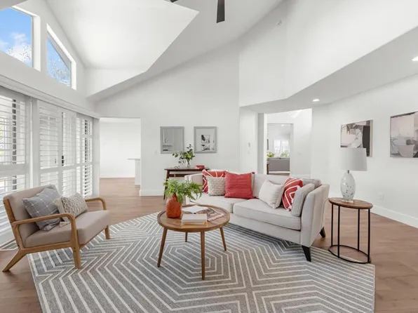 500 Mcmath Court, Dixon, CA 95620