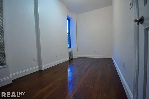 Rented by REAL New York | media 4